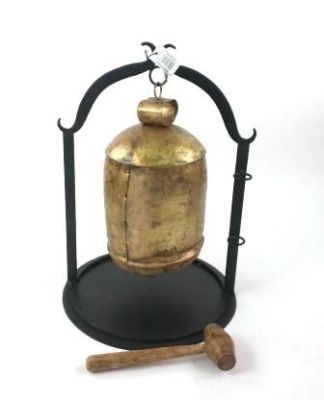 IR19722 - Antique Iron Dinner Bell With Wood Mallet